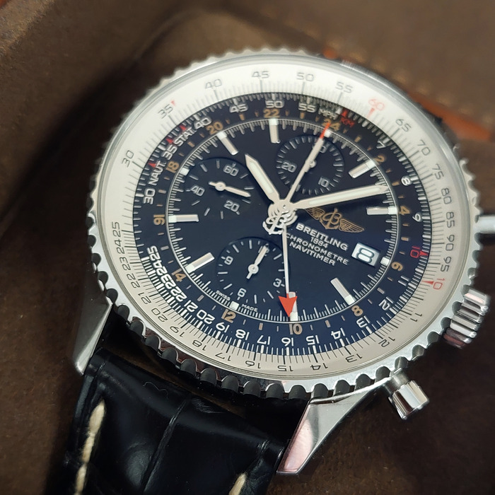 Breitling_Navitimer_A243221-B726_Tweedehands_88364-950_Juwelier_Clem_Vercammen-17.jpg