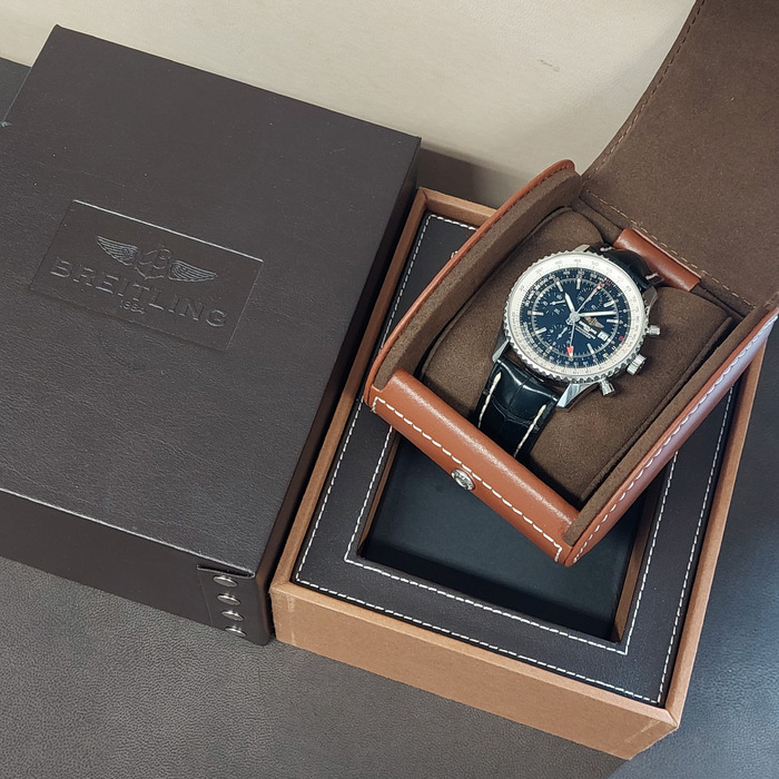 Breitling_Navitimer_A243221-B726_Tweedehands_88364-950_Juwelier_Clem_Vercammen-15.jpg
