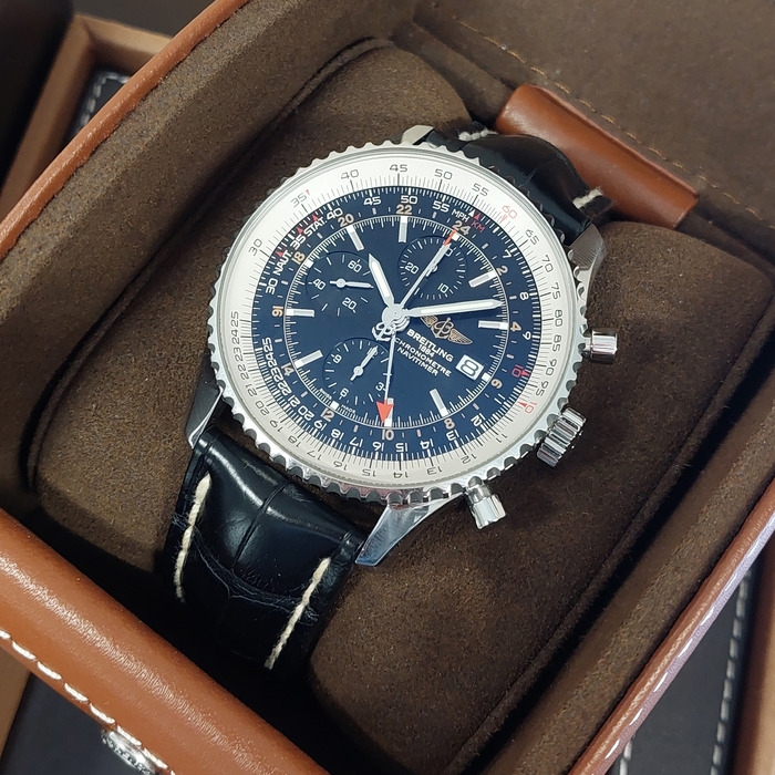Breitling_Navitimer_A243221-B726_Tweedehands_88364-950_Juwelier_Clem_Vercammen-16.jpg