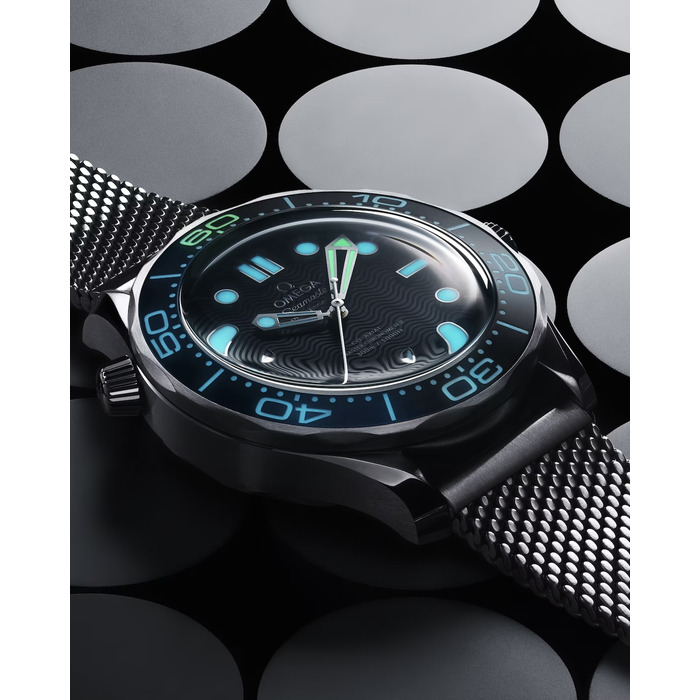 omega-seamaster-diver-300m-jubileum_james_Bond_60_Jaar_co-axial-master-chronometer-42-mm-21030422003002-Juwelier_Clem_Vercammen_20_5.jpg