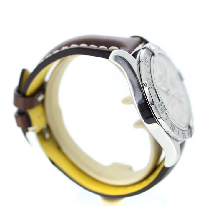 267144_01_Breitling_Avenger_GMT_43_A3239011-g778_Tweedehand_CV-933_Juwelier_Clem_Vercammen-8.jpg