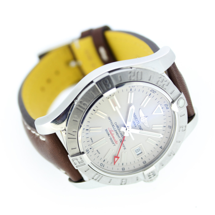 267144_01_Breitling_Avenger_GMT_43_A3239011-g778_Tweedehand_CV-933_Juwelier_Clem_Vercammen-9.jpg