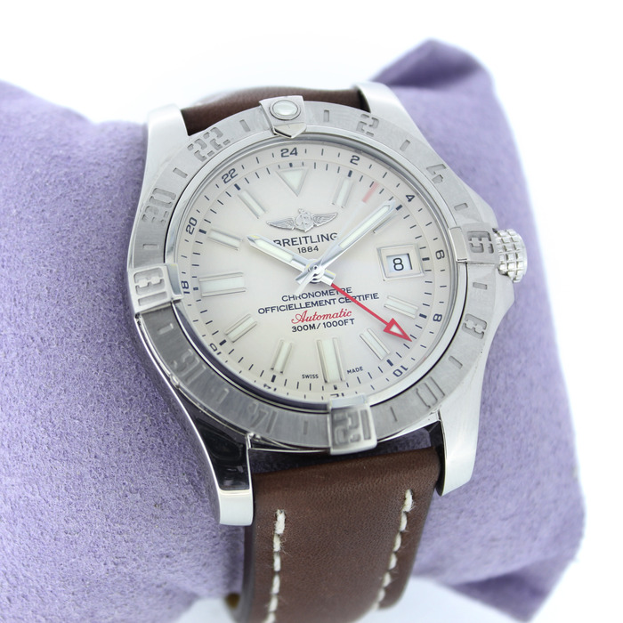 267144_01_Breitling_Avenger_GMT_43_A3239011-g778_Tweedehand_CV-933_Juwelier_Clem_Vercammen14.jpg