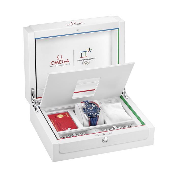 252523_01_Omega_Seamaster_Planet_Ocean_600M_Pyeongchang_2018_Limited_Edition_52232442103001_Juwelier_Clem_Vercammen_2.jpg