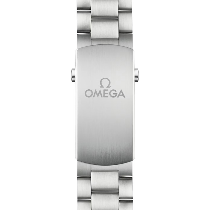 Omega_Seamaster_Co_Axial_Master_Chronometer_Chronograph_Planet_Ocean_600M_215_30_46_51_03_001_Juwelier_Clem_Vercammen_2.jpg