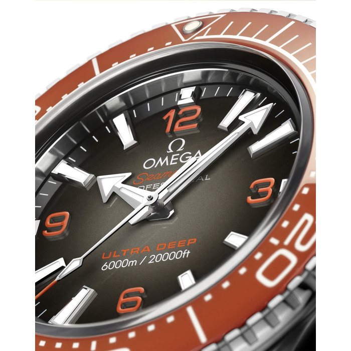 Omega_Seamaster_Planet_Ocean_6000M_oranje_21530462106001_Juwelier_Clem_Vercammen_4.jpg