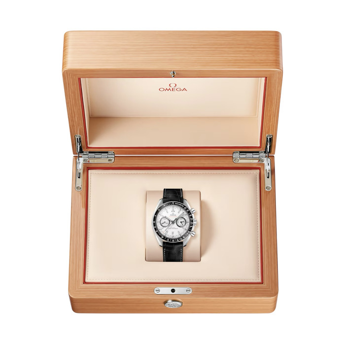 Omega_Speedmaster_Racing_32933445104001_Master_Chronometer_Watch_Juwelier_Clem_Vercammen_3.jpg