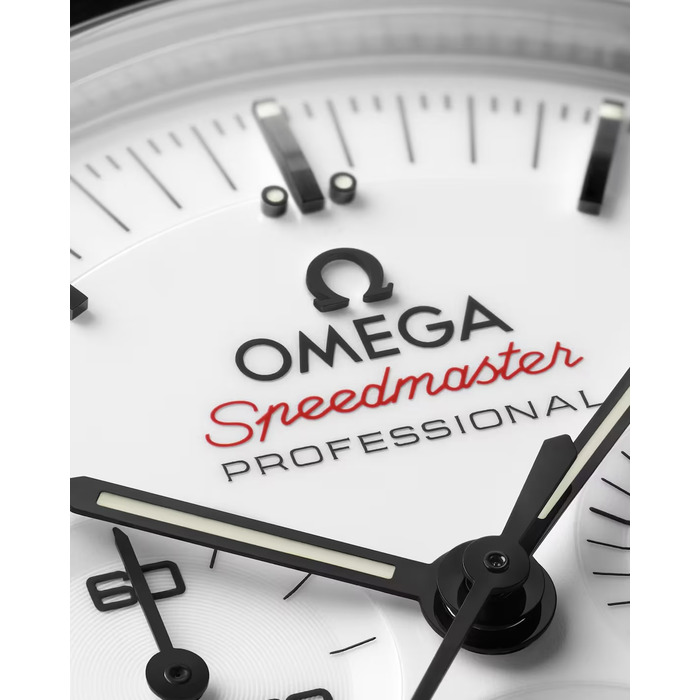 266962_01_Omega_Speedmaster_Moonwatch_Professional_31032425004002_Juwelier_Clem_Vercammen_5.jpg