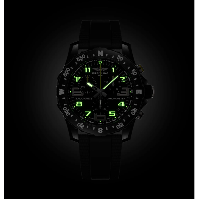 268381_01_Breitling_Endurance_Pro_Black_Breitlight_X82310E51B1S2_Juwelier_Clem_Vercammen_5.png