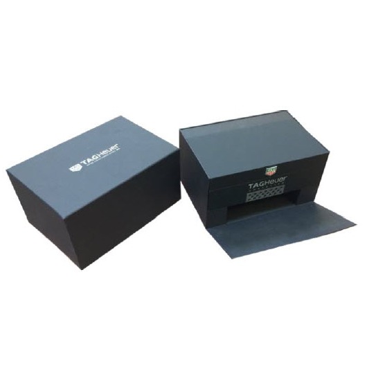 Horloge Rood rubberband 1FT6080 TAG Heuer Connected Modular