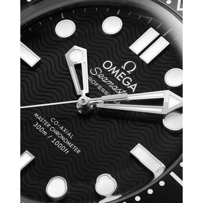 267894_01_Omega_Seamaster_Diver_300M_21032422001003_Juwelier_Clem_Vercammen_4.jpg