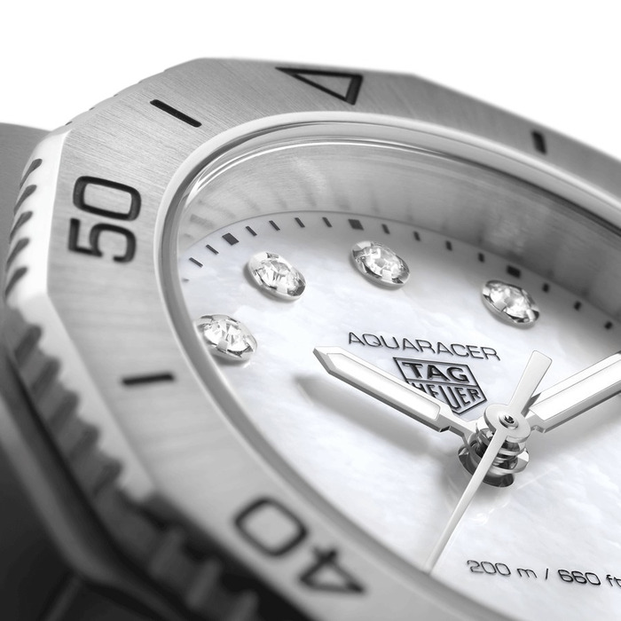 250268_01_Tag_Heuer_Aquaracer_Professional_200_Quartz_WBP1416-BA0622_Juwelier_Clem_Vercammen_2.jpg