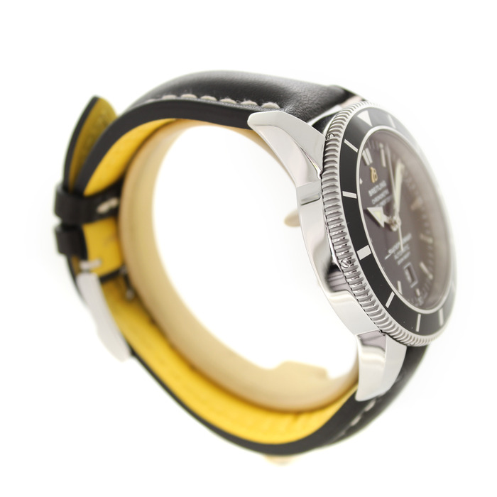 267143_01_Breitling_Superocean_A17320_tweedehands_267143_CV-932_Juwelier_Clem_Vercammen-8.jpg