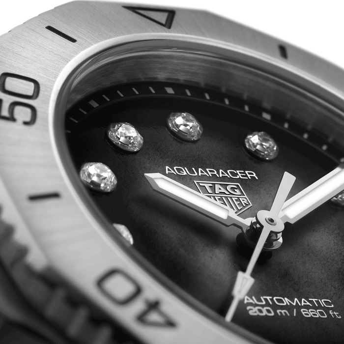Tag_Heuer_Aquaracer_Professional_WBP2410-BA0622_Juwelier_Clem_Vercammen_3.jpg