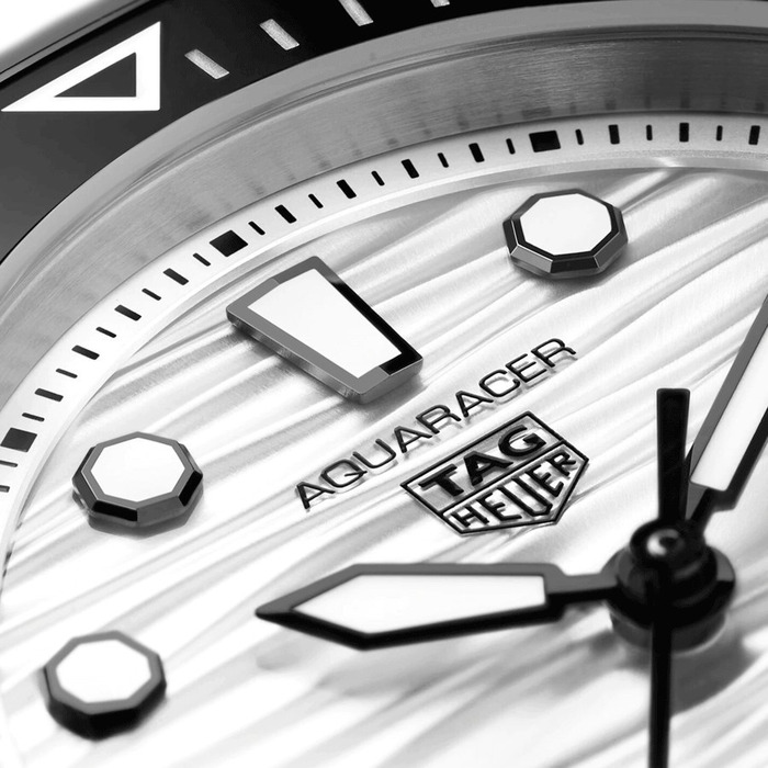 254649_01_Tag_Heuer_Aquaracer_Professional_300_WBP231C-BA0626_Juwelier_Clem_Vercammen_3.jpg