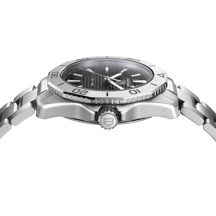 249700_01_Tag_Heuer_Aquaracer_Professional_200_quartz_WBP1110-BA0627_Juwelier_Clem_Vercammen_5.jpg