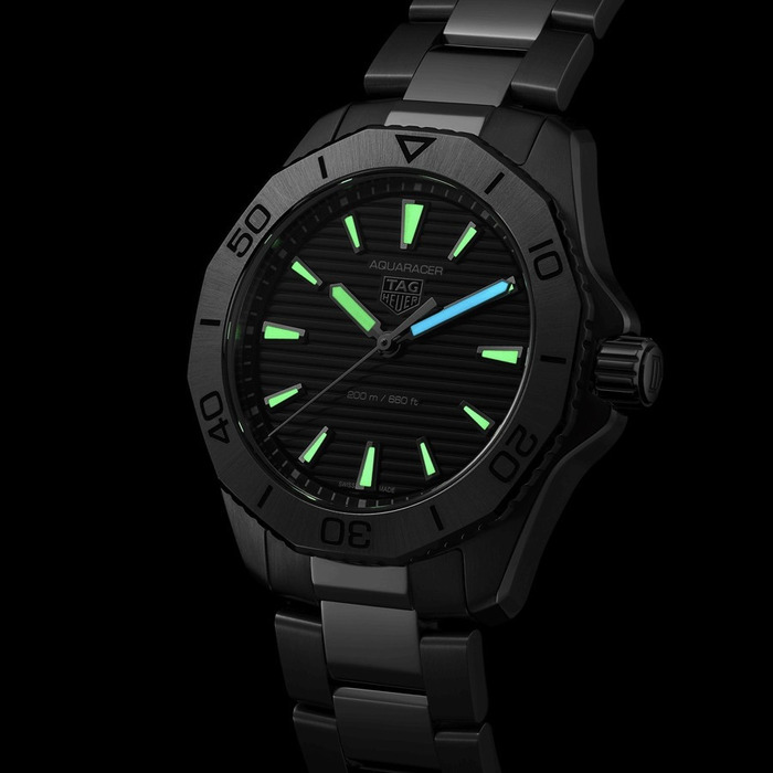 249700_01_Tag_Heuer_Aquaracer_Professional_200_quartz_WBP1110-BA0627_Juwelier_Clem_Vercammen_8.jpg