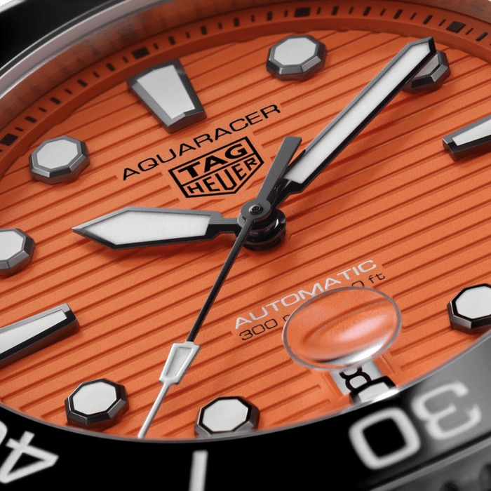 251743_01_Tag_Heuer_Aquaracer_Professional_300_WBP201F-BA0632_Juwelier_Clem_Vercammen_33.jpg