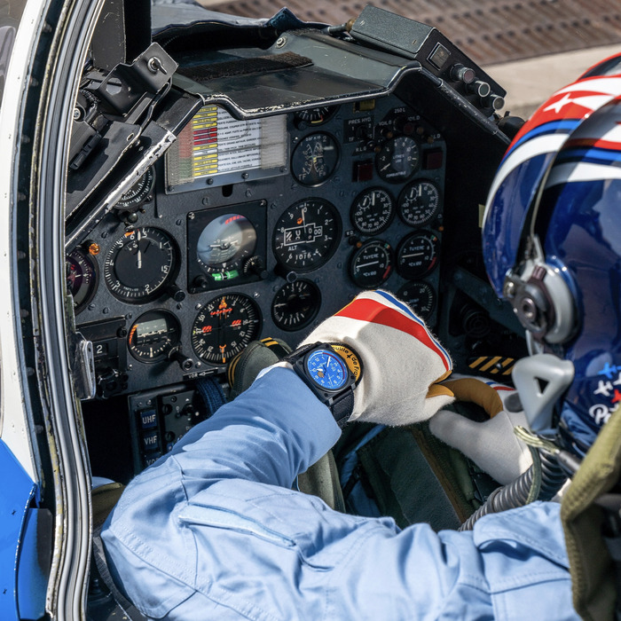 258902_01_Bell_Ross_Br03_Patrouille_de_France_70th_anniversary_juwelier_clem_ververcammen_8.jpg