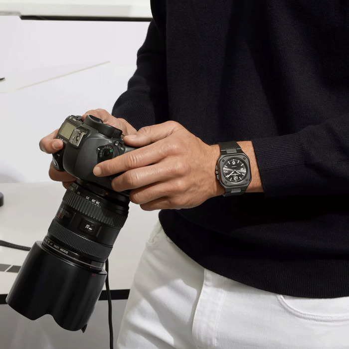 263874_01_Bell_Ross_BR05_Auto_Black_Ceramic_Rubber_Strap_BR05A-BL-CE-SRB_Juwelier_Clem_Vercammen_10.jpg