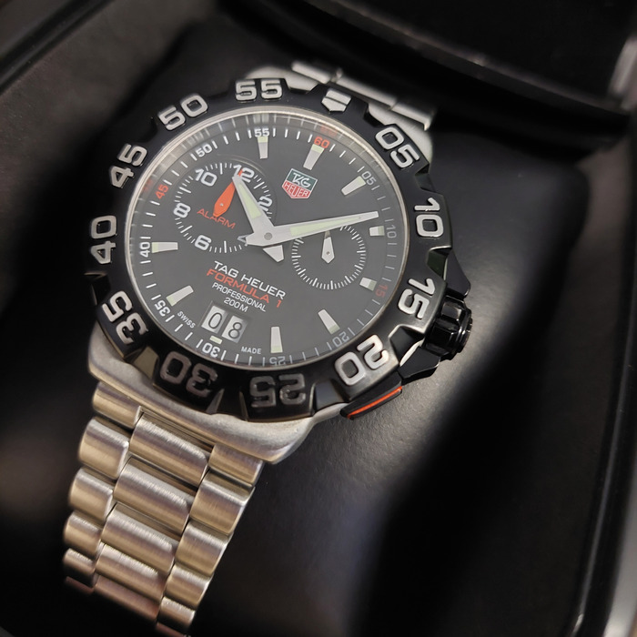 Tag_heuer_Formula1_WAH111A.BA0850_Tweedehands_89212-969_Juwelier_Clem_Vercammen-17.jpg