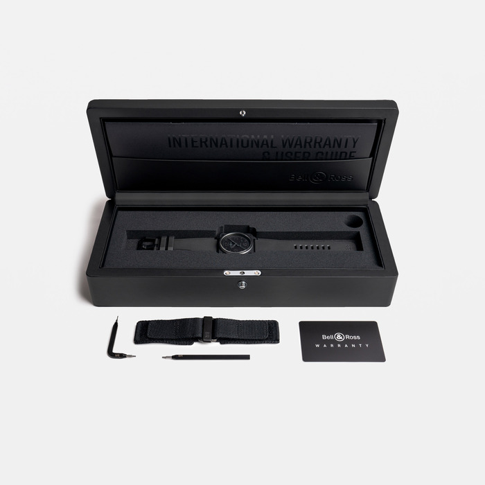 260102_01_Bell_Ross_Automatic_Phantom_41MM_BR03A-PH-CE-SRB_Juwelier_Clem_Vercammen_6.jpg