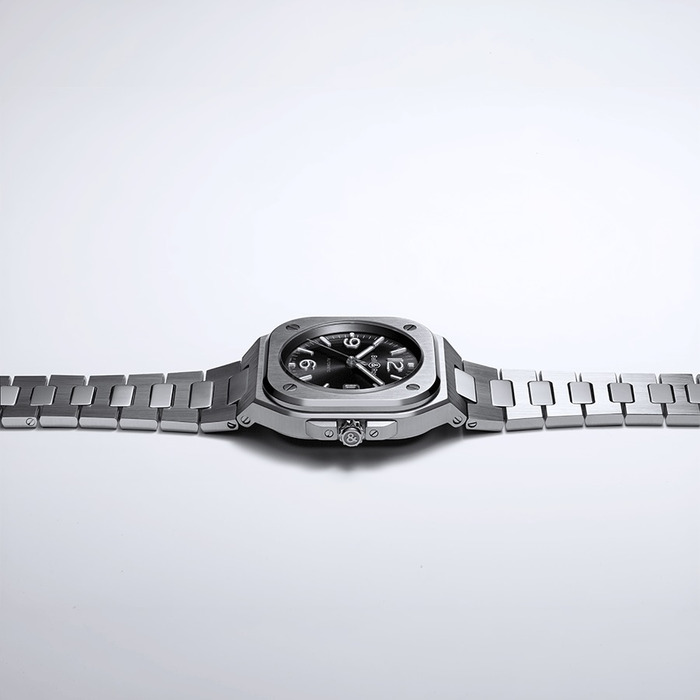 233048_01_bell-ross-BR05-auto-black-metal-clem-vercammen-bell-ross-online-shop_7.jpg