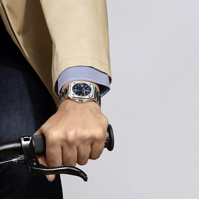 233050_01_bell-ross-BR05-A-BLU-ST-SST_clem-vercammen-bell-ross-online-shop_9.jpg