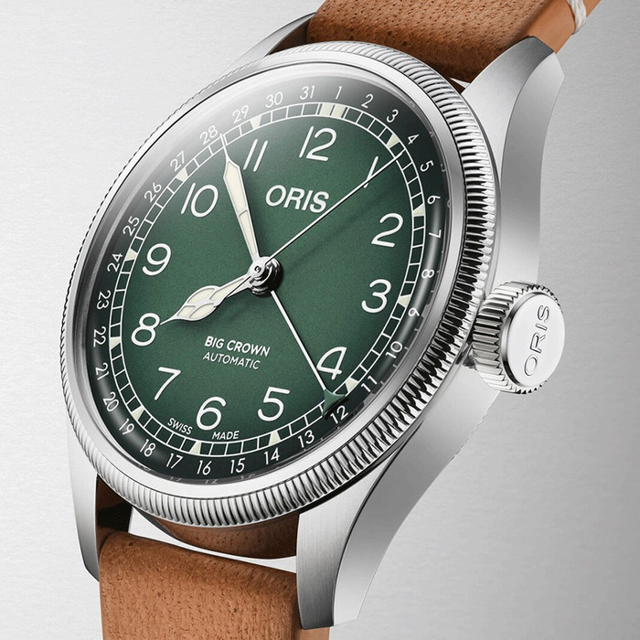 Oris_Big_Crown_X_Cervo_Volante_groen_0175477794067-SET_Juwelier_Clem_Vercammen_5.jpg