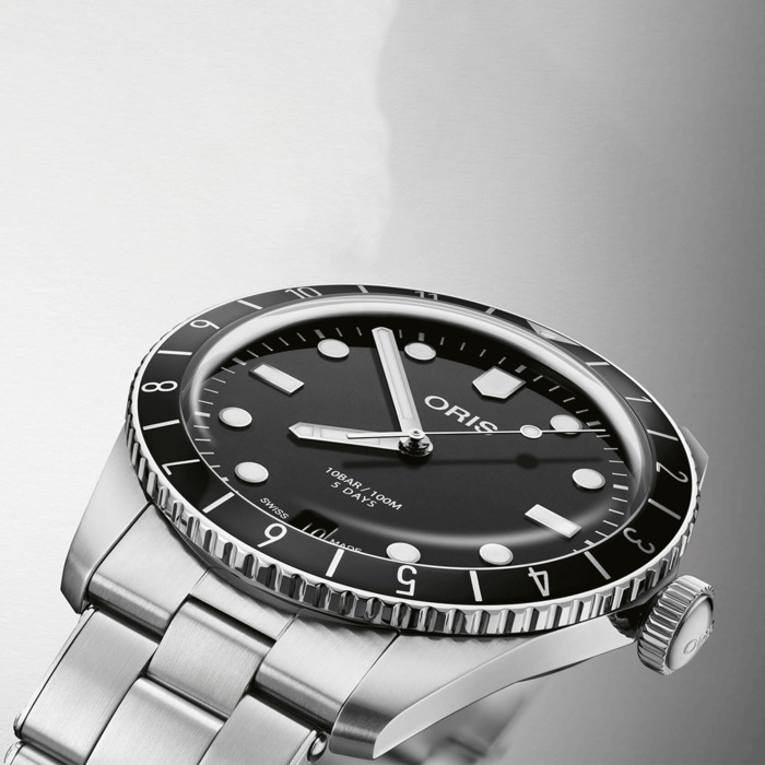 254249_01_Oris_Divers_Sixty-Five_0140077724054-07_Juwelier_Clem_Vercammen_2.jpg