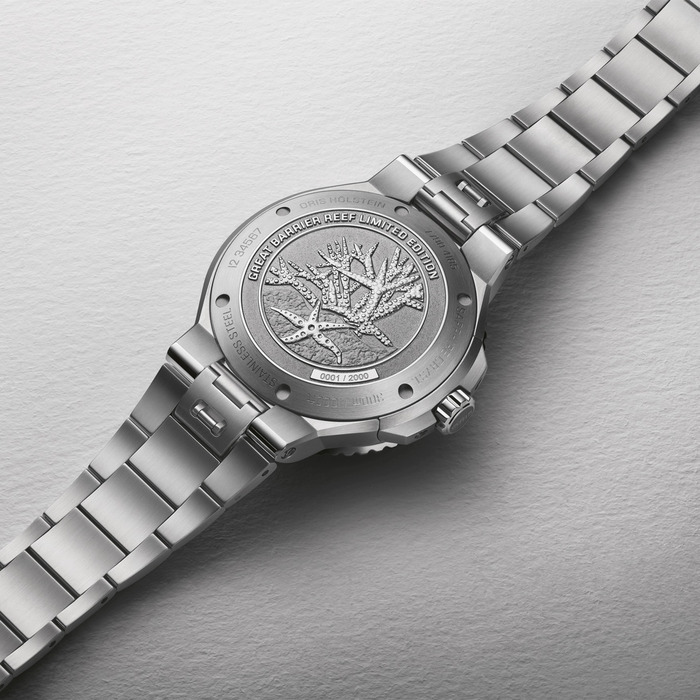 Oris_Aquis_Limited_edition_Great_Barrier_Reef_01_400_7790_4185_Juwelier_Clem_Vercammen_3.jpg