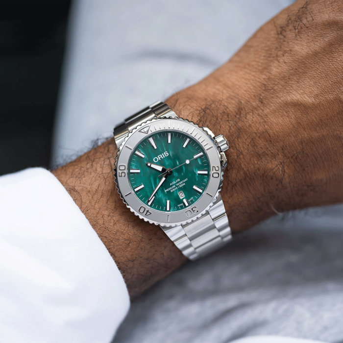259472_01_Oris_Aquis_Date_0173377304137-0782405PEB_Juwelier_Clem_Vercammen_6.png