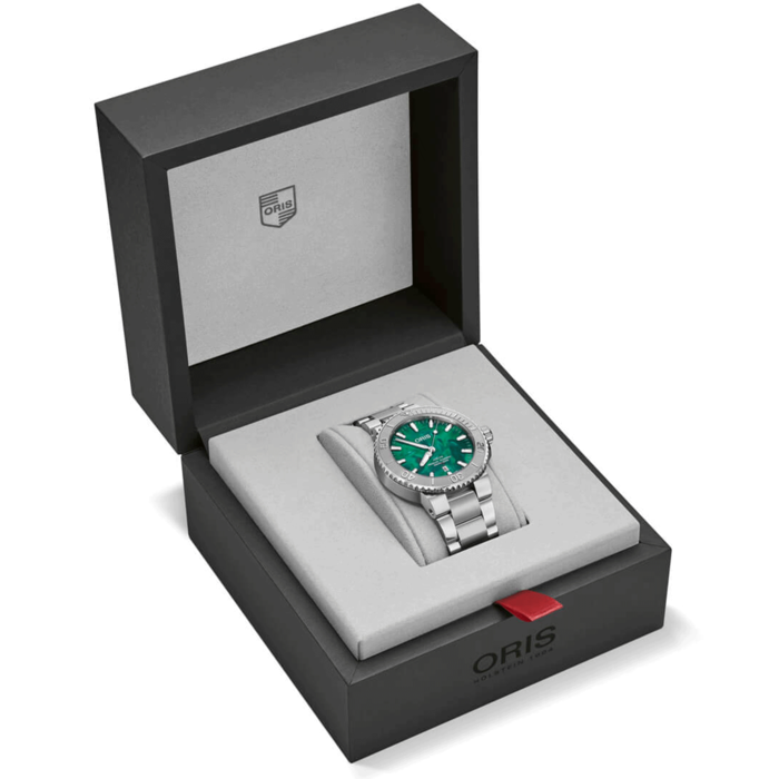 259472_01_Oris_Aquis_Date_0173377304137-0782405PEB_Juwelier_Clem_Vercammen_9.png