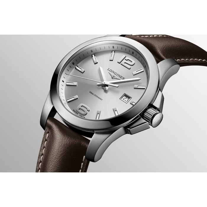 234711_01_Longines_Conquest_Watch_L37594765_Clem_Vercammen_Longines_Online_Shop_4.jpg