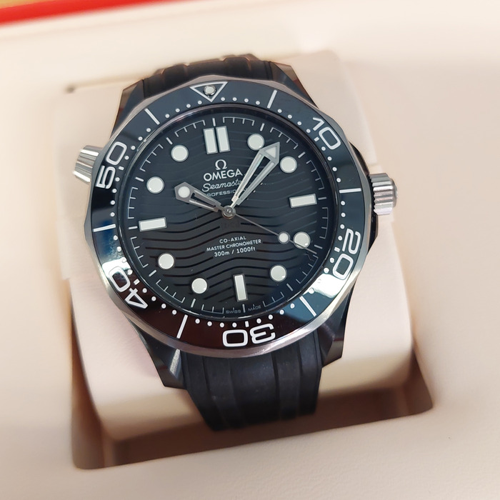 269358_01_Omega_Diver_21092442001001_Tweedehands_CV-980_Juwelier_Clem_Vercammen-22.jpg