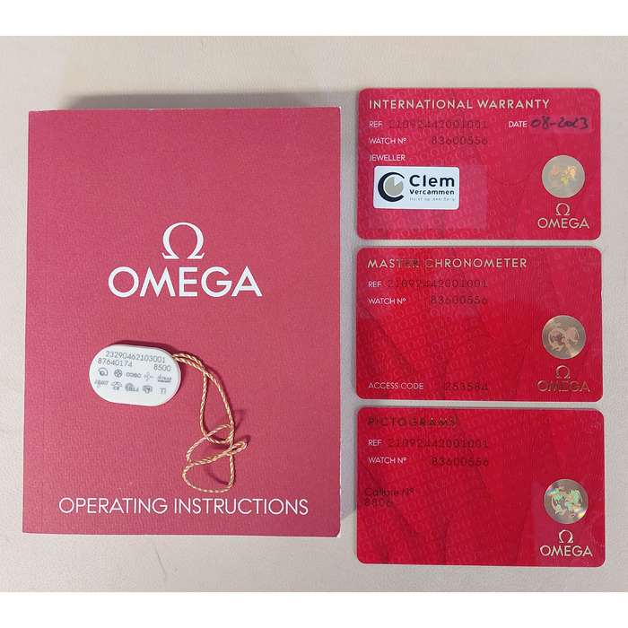 269358_01_Omega_Diver_21092442001001_Tweedehands_CV-980_Juwelier_Clem_Vercammen-23.jpg