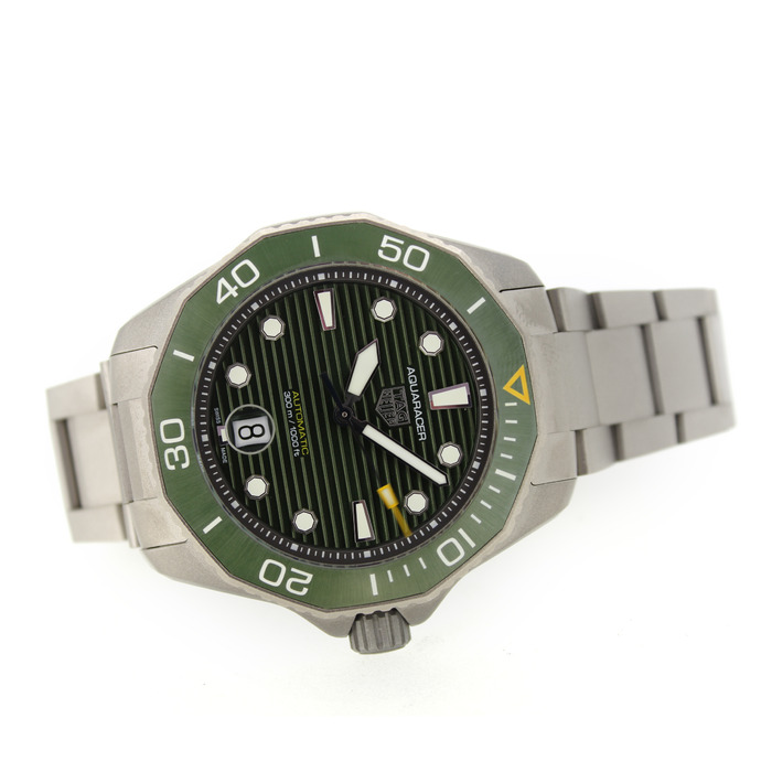 269357_01_Tag_heuer_Aquaracer_WBP208B-BF0631_Tweedehands_CV981_Juwelier_Clem_Vercammen-11.jpg