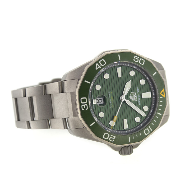269357_01_Tag_heuer_Aquaracer_WBP208B-BF0631_Tweedehands_CV981_Juwelier_Clem_Vercammen-12.jpg