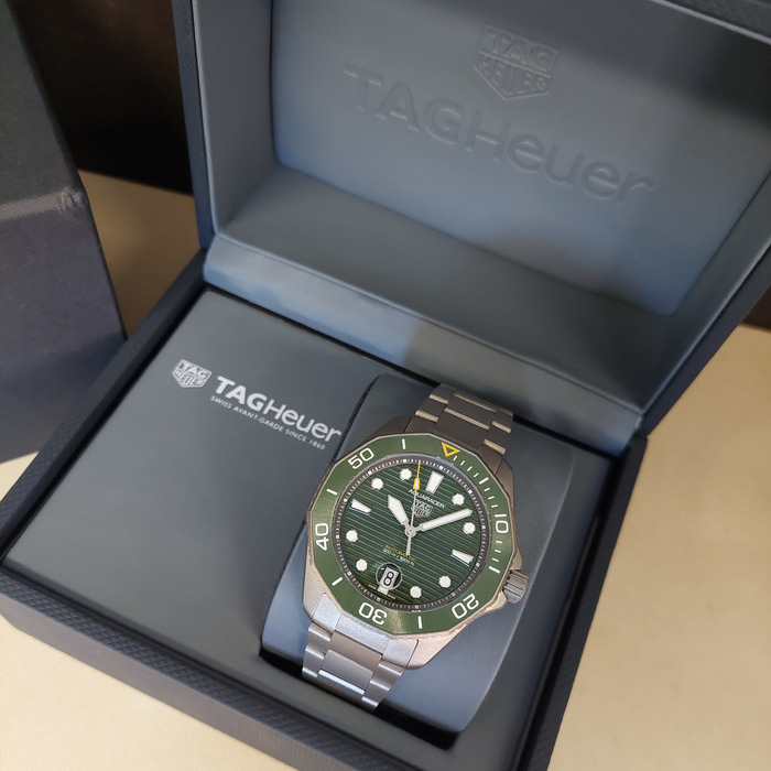 269357_01_Tag_heuer_Aquaracer_WBP208B-BF0631_Tweedehands_CV981_Juwelier_Clem_Vercammen-15.jpg