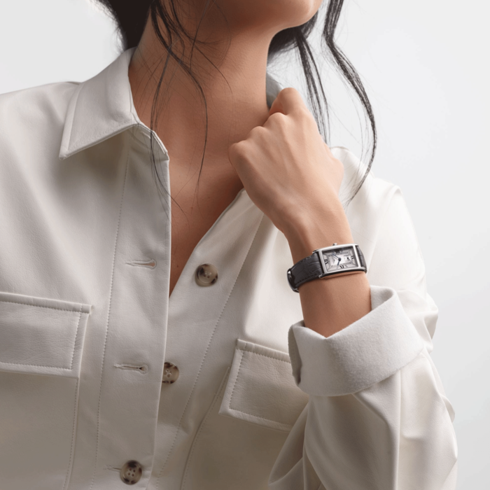 255888_01_Longines_DolceVita_L55124752_Juwelier_Clem_Vercammen_5.png