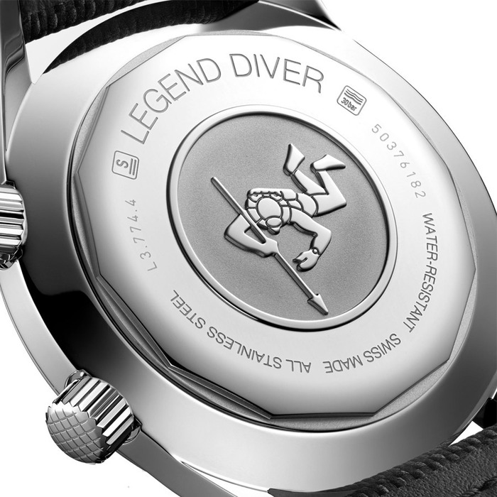 Longines_Legend_Diver_L37744902_Juwelier_Clem_Vercammen_4.jpg