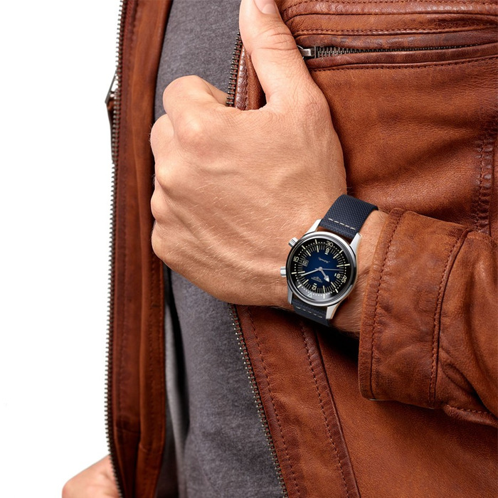 Longines_Legend_Diver_L37744902_Juwelier_Clem_Vercammen_5.jpg