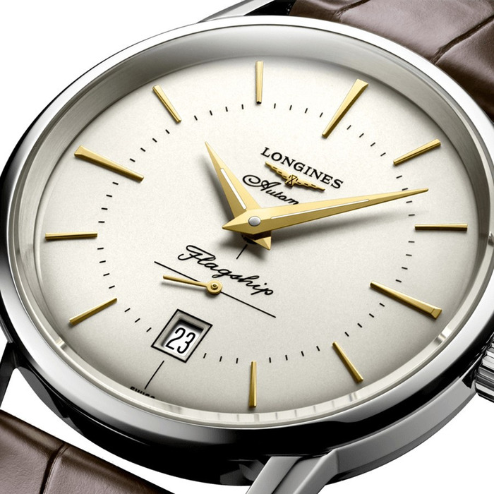 Longines_Legend_Diver_L47954782_Juwelier_Clem_Vercammen_2.jpg