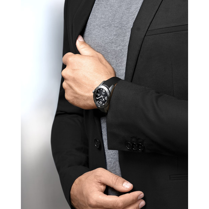 235700_01_Longines_Hydroconquest_Watch_L37844569_Clem_Vercammen_Longines_Online_Shop_7.jpg