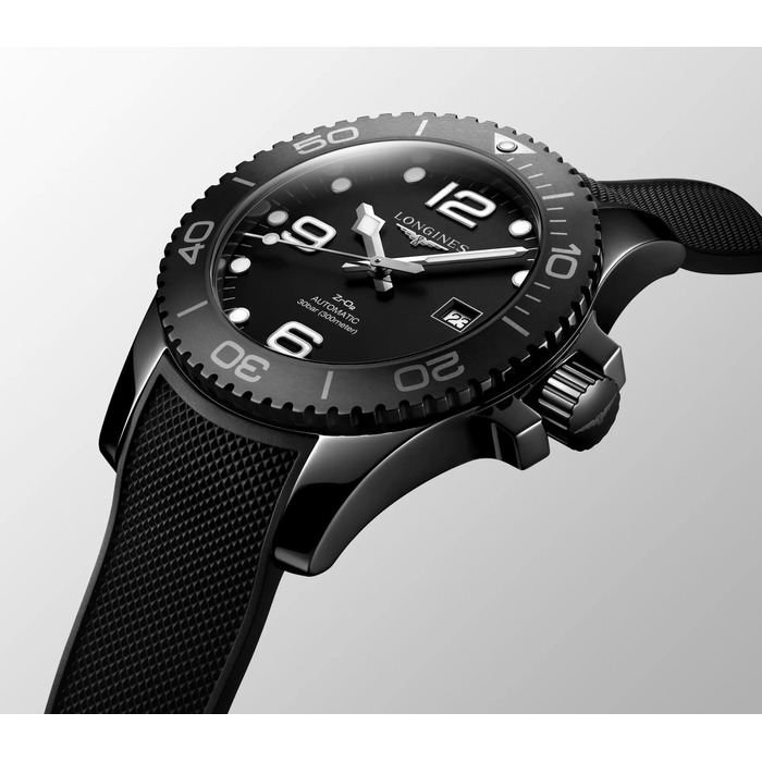 235700_01_Longines_Hydroconquest_Watch_L37844569_Clem_Vercammen_Longines_Online_Shop_4.jpg