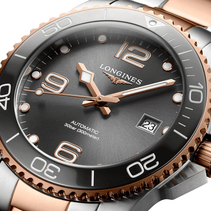 Longines_Hydroconquest_L37813787_Juwelier_Clem_Vercammen_4.jpg