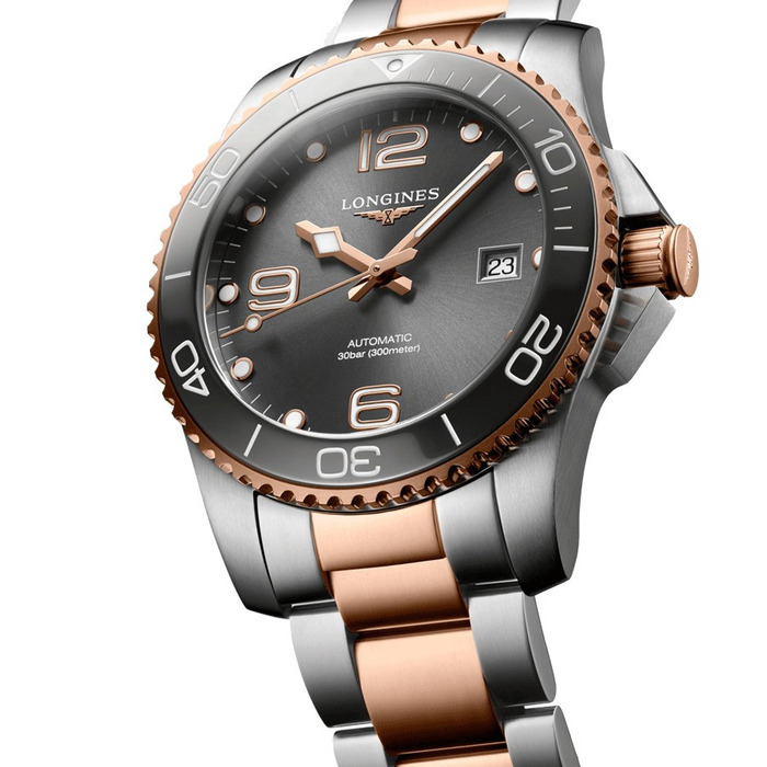 Longines_Hydroconquest_L37813787_Juwelier_Clem_Vercammen_6.jpg