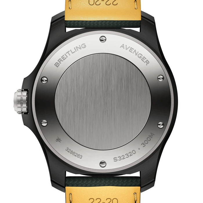 Breitling_Avenger_Automatic_GMT_44_Night_Mission_S32320101B1X1_Juwelier_Clem_Vercammen_3.jpg