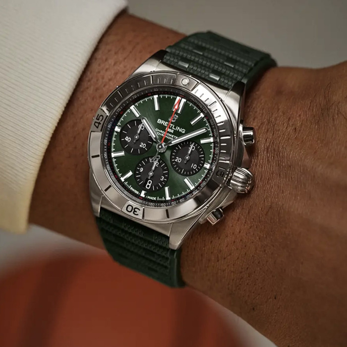 264731_01_Breitling_Chronomat_BO1_42mm_steel_AB0134101L2S1-5_6.jpg
