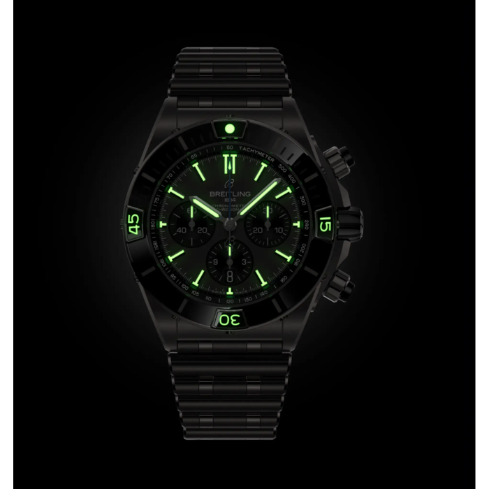 263160_01_Breitling_Super_Chronomat_44_B01_Titanium_EB0136251M1E1_Juwelier_Clem_Vercammen_5.png